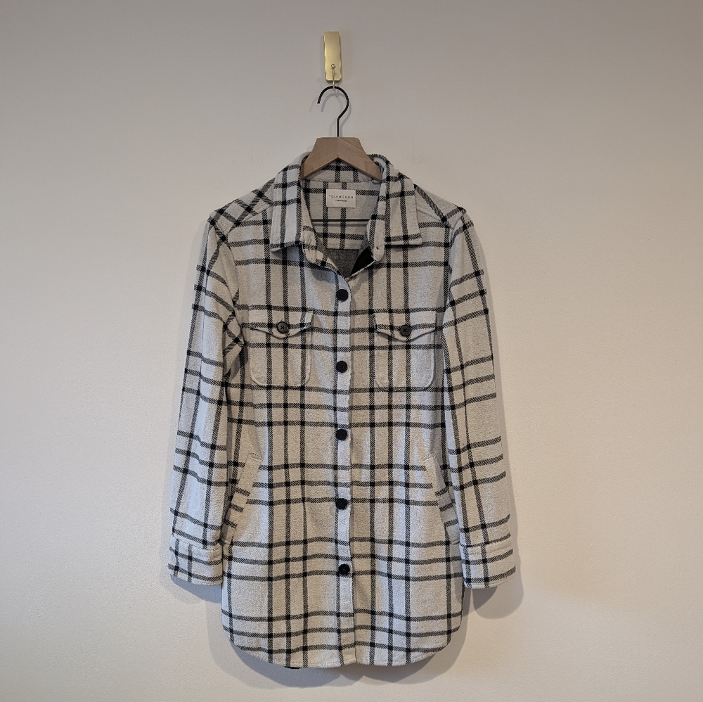 7 Diamonds | Generation Long Sleeve Shacket | White/Gray and Black | Medium - Picture 3 of 7